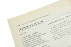 The 300-Calorie One-Dish Meal Cookbook - Nancy S. Hughes / 1992 - Image 8