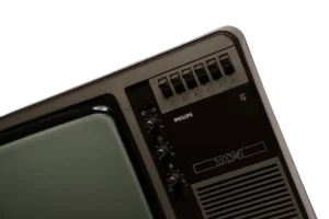 Philips TX14 Portable 14'' / 1981 - Image 4