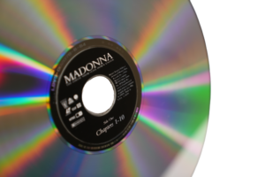Madonna The Girlie Show Live Down Under Laserdisc - Image 5