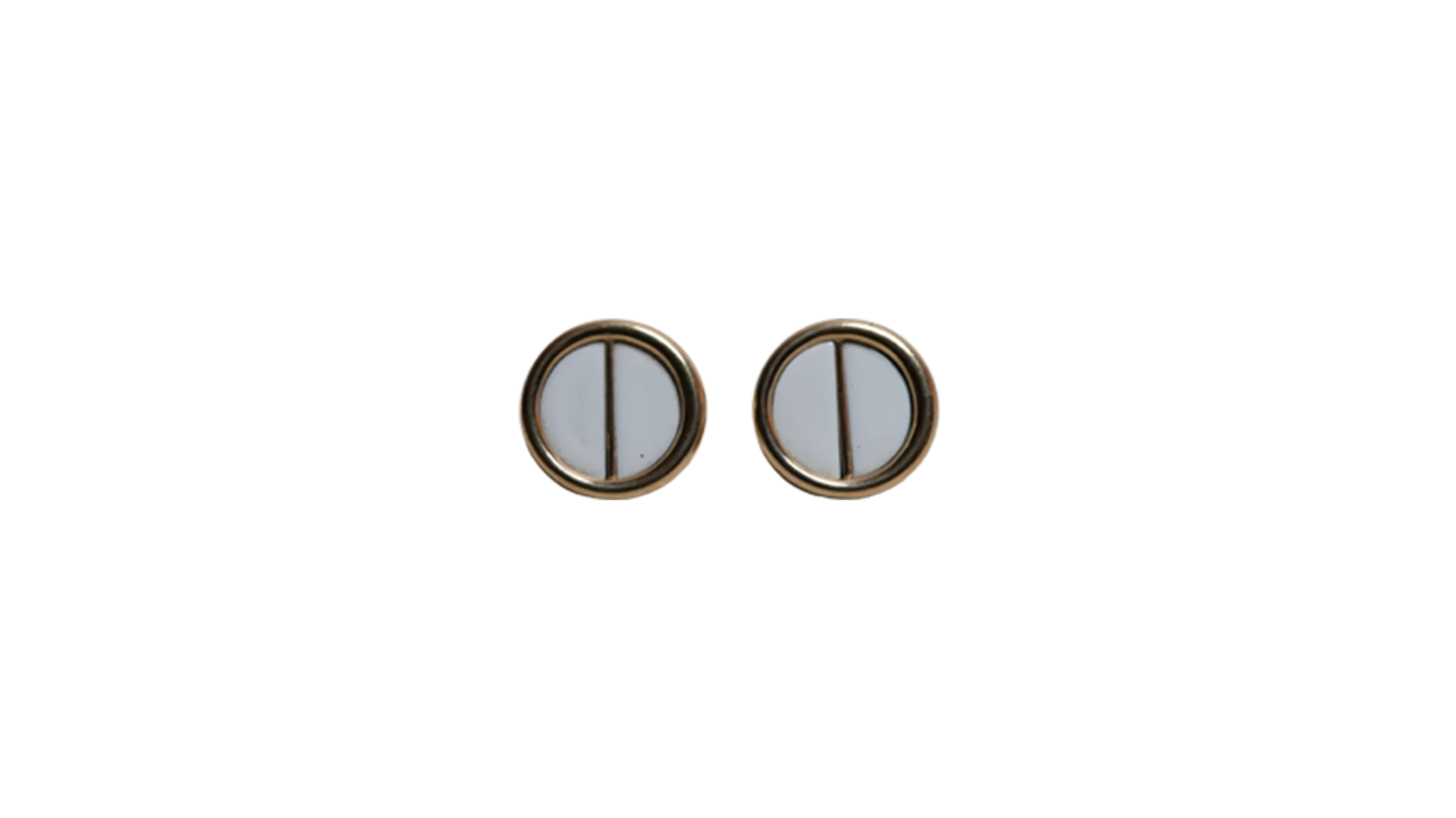 1015 White Round Earrings - Image 1