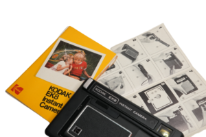 Kodak EK8 Instant Camera 1977 - Image 19