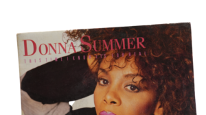Donna Summer This Time I Know It's For Real 7″ Vinyl - Image 6