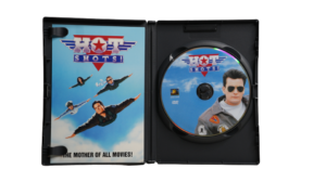 Hot Shots! DVD - Image 4