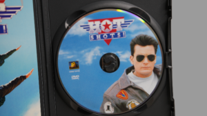 Hot Shots! DVD - Image 5