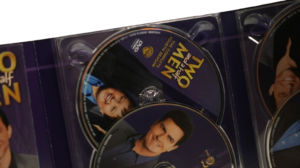 Two and a Half Men - Season 4 DVD - Image 6