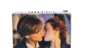 Titanic VHS 1998 2-Tape Set - Image 2