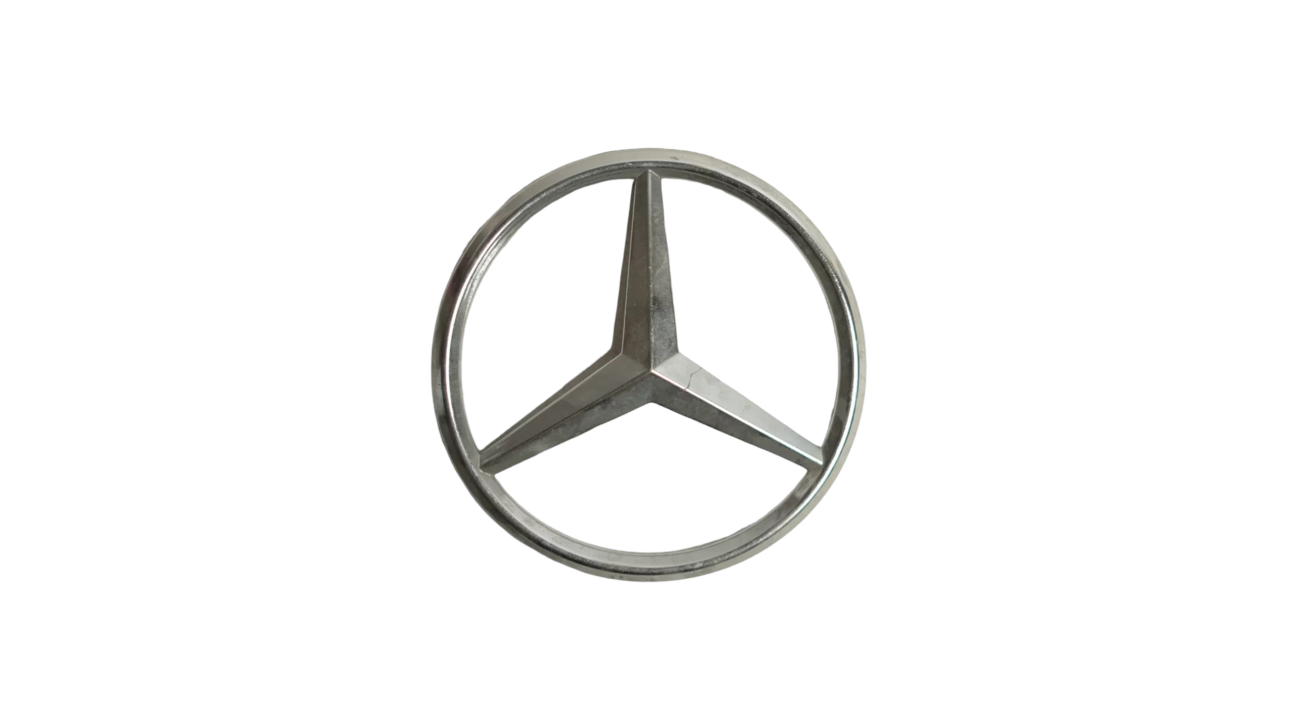 DSC06611 Mercedes Emblem Logo - Image 1