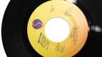 Madonna – Live To Tell 7″ Vinyl - Image 4