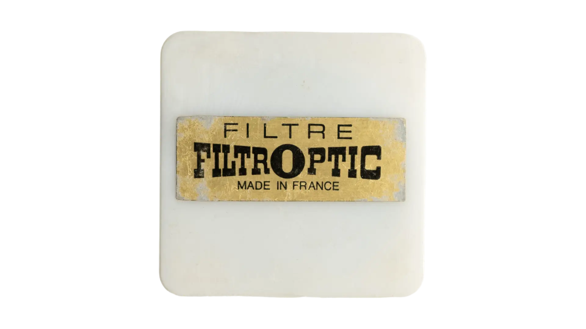 DSC02467 Filtroptic J. Gohy 52mm Graduated Red Camera Filter with Original Case - Image 1